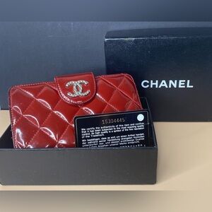 Chanel Authentic Quilted Patent Leather CC Flap Wallet With Box, Receipt & More